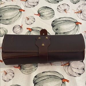 Saddleback Elegant Dark Brown Leather Cosmetic brush roll